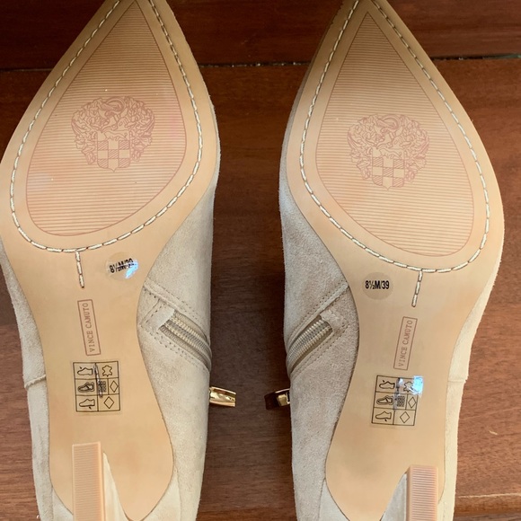 Brand New Vince Camuto Suede Booties - Picture 6 of 6